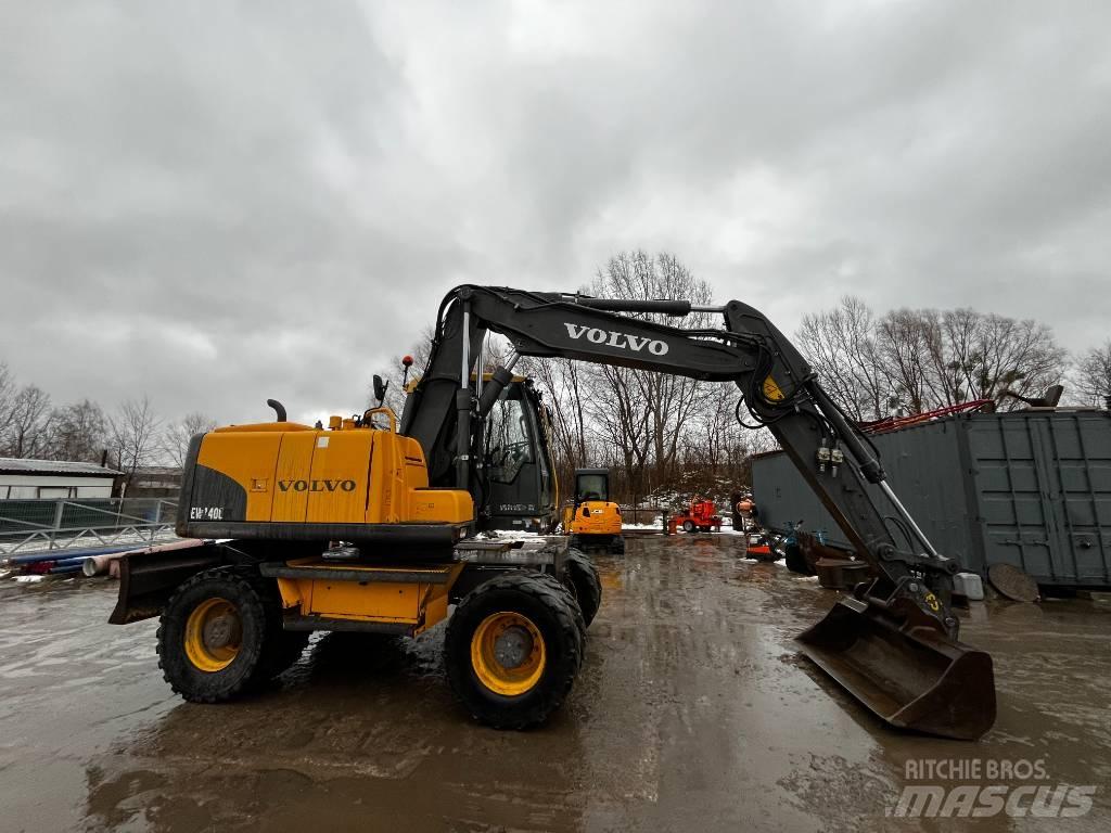 Volvo EW 140 C Колісні екскаватори