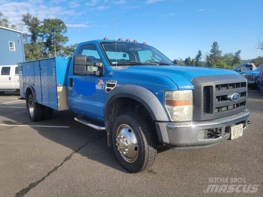 Ford F 550 XL Комунальні автомобілі / автомобілі загального призначення
