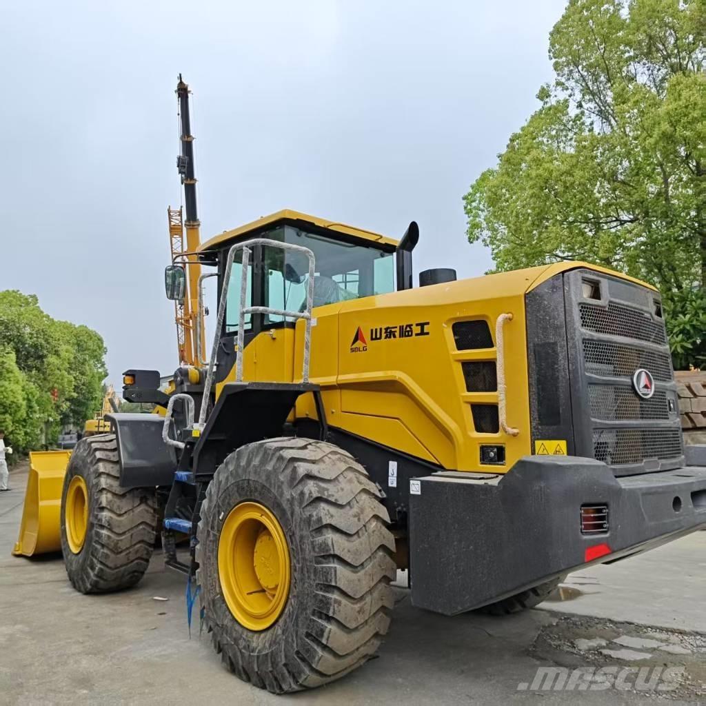SDLG L 958 F Фронтальні навантажувачі