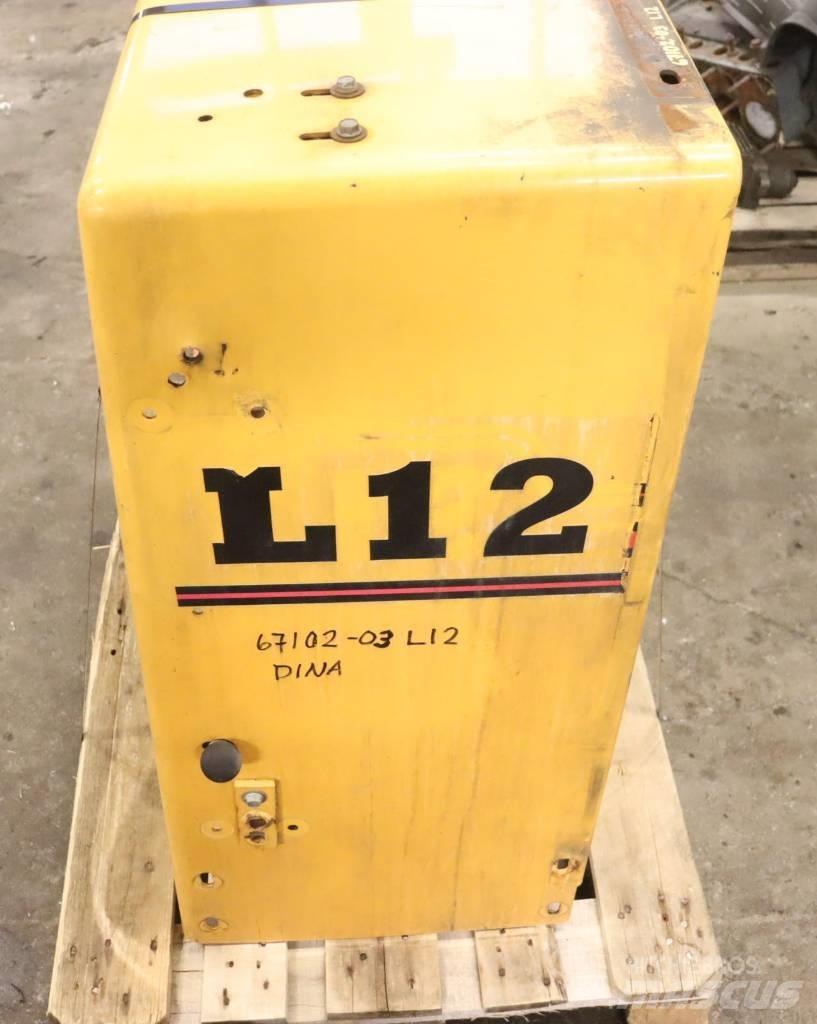 Ljungby L 12 Кабіна