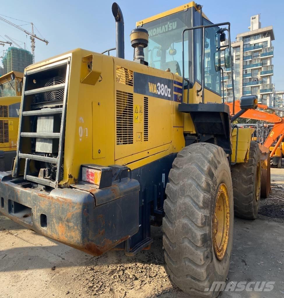 Komatsu WA 380-3 Фронтальні навантажувачі