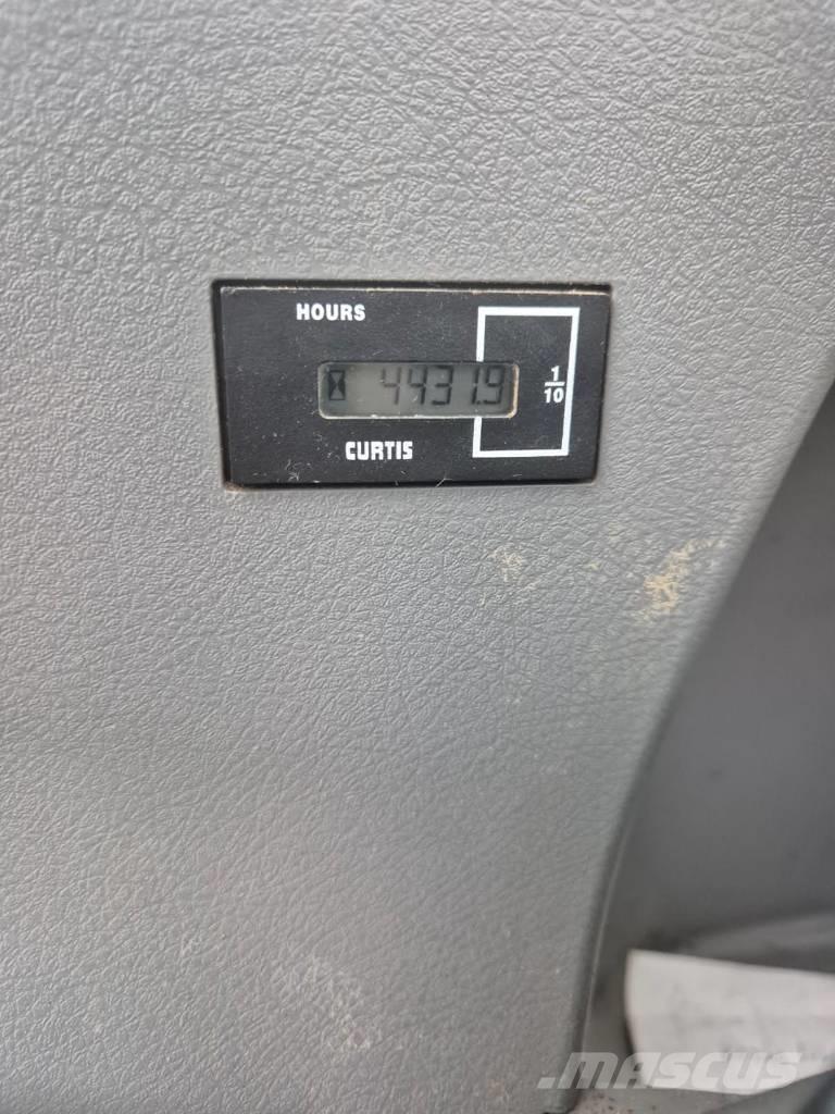 Bobcat E 80 Середні екскаватори 7т. - 12т.