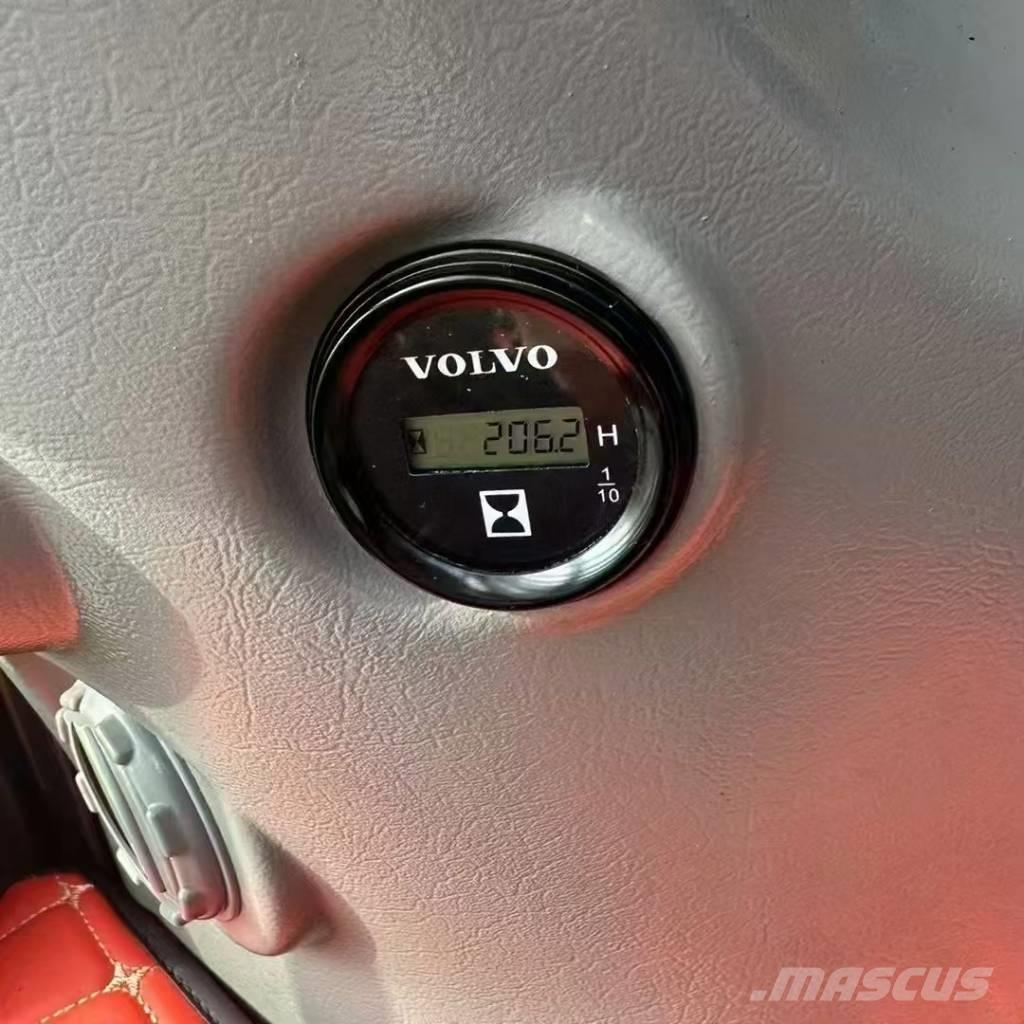 Volvo 480D Гусеничні екскаватори
