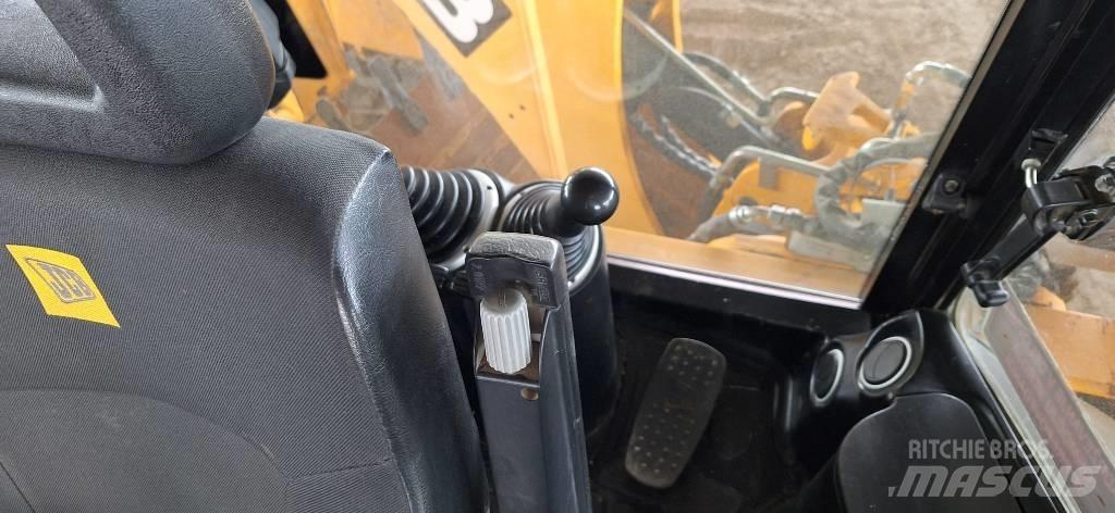JCB 3 CX Екскаватори-навантажувачі