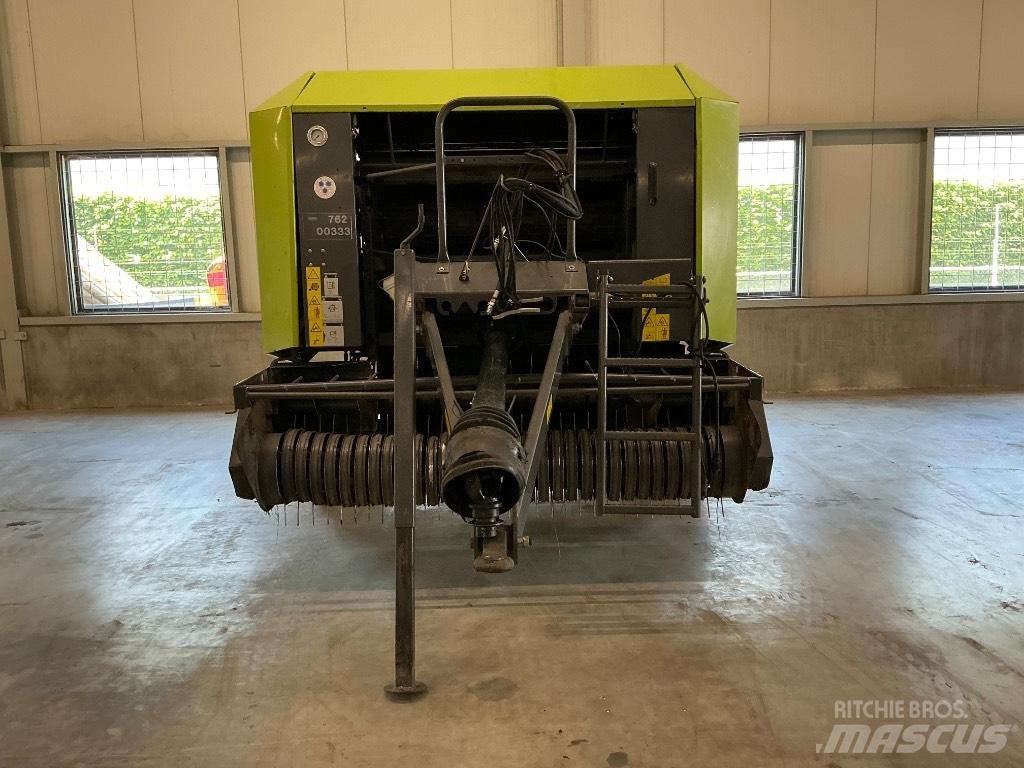 CLAAS Rollant 350 Рулонні прес-підбирачі