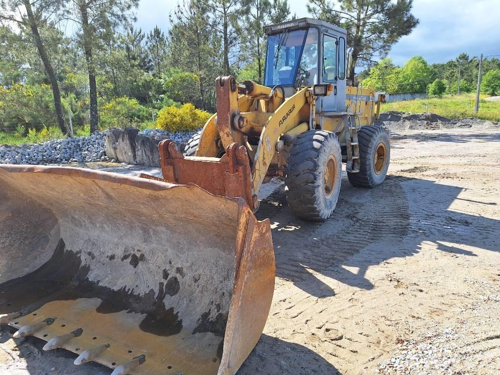 Furukawa 335 Фронтальні навантажувачі