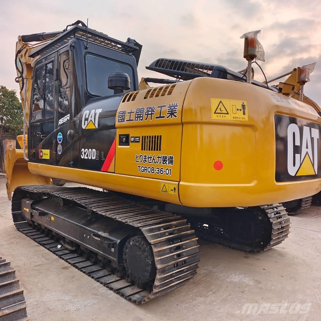 CAT 320 D Гусеничні екскаватори
