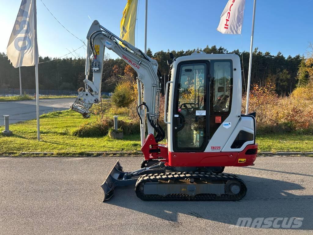 Takeuchi TB 225A V3 Міні-екскаватори < 7т