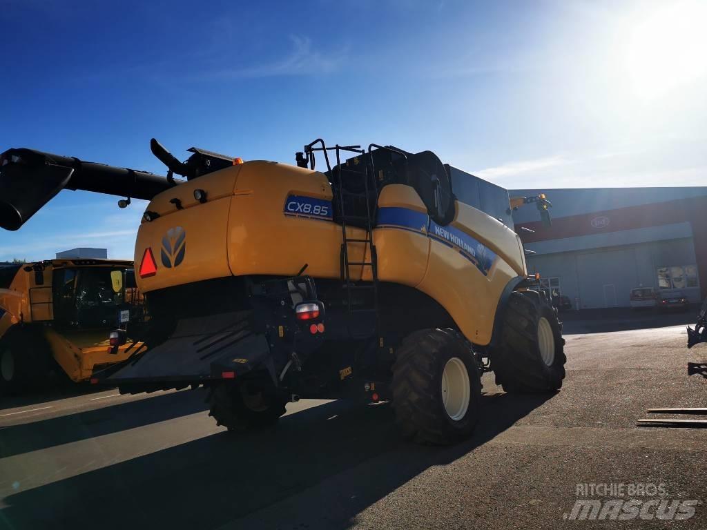 New Holland CX 8.90 Зернозбиральні комбайни