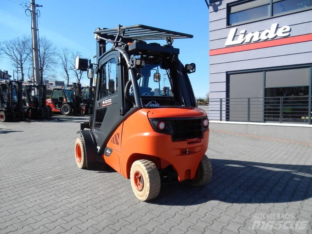 Linde H30D-02 Дизельні навантажувачі