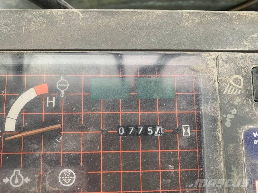 CAT 302.5 Міні-екскаватори < 7т