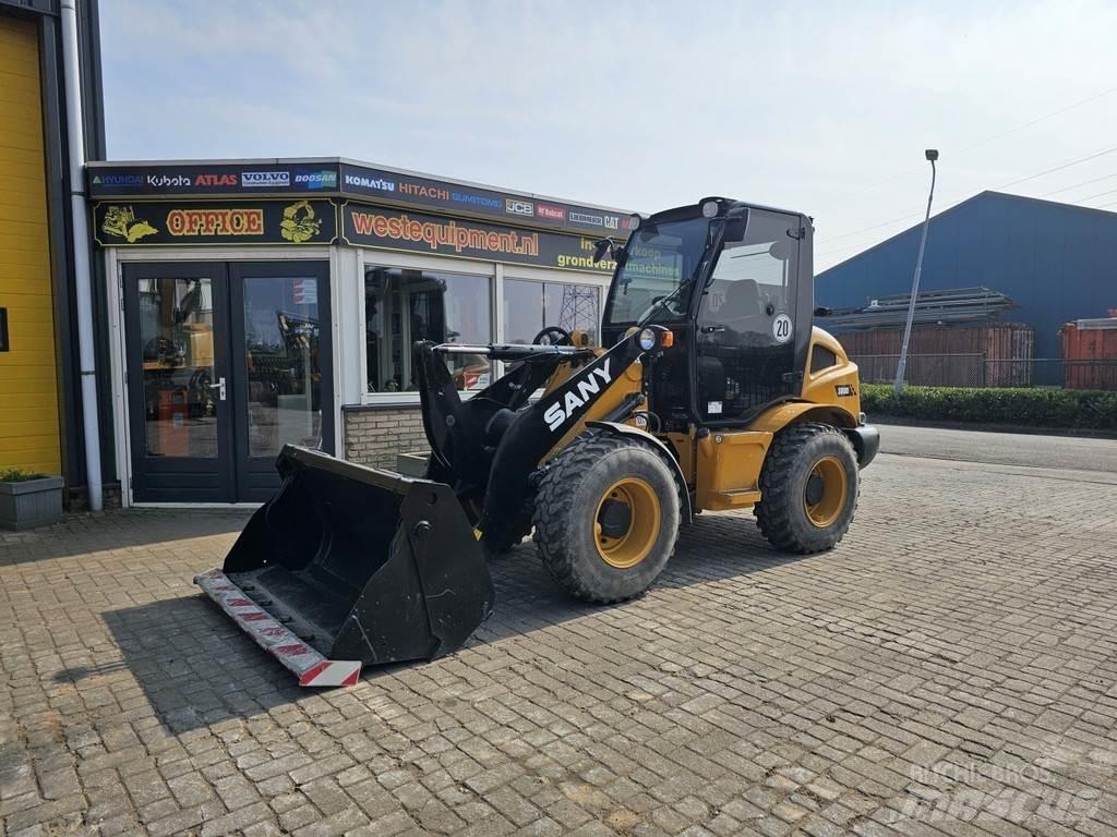 Sany SW085 Фронтальні навантажувачі