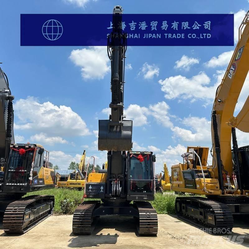 Volvo EC 220 Гусеничні екскаватори