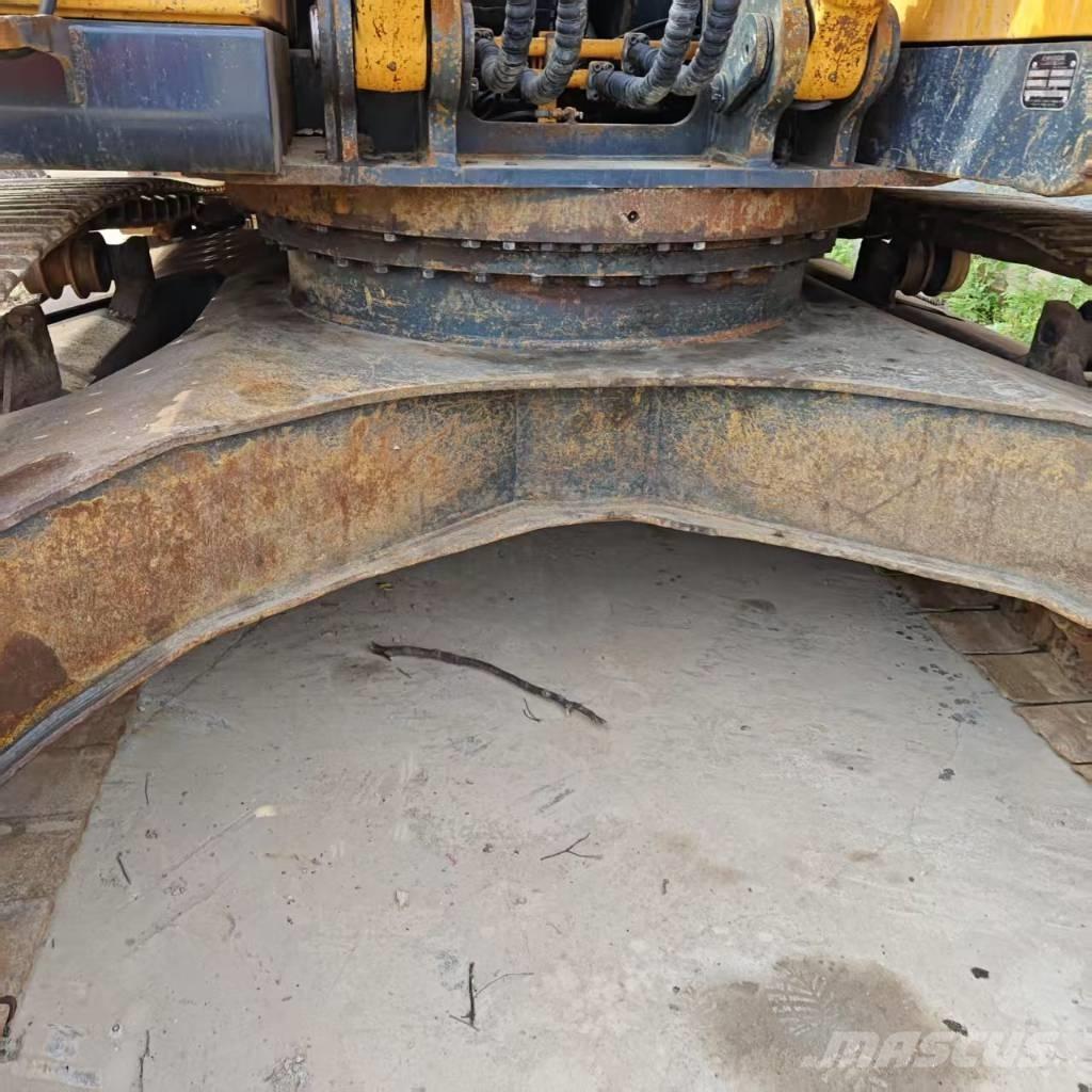 Hyundai R300LC Гусеничні екскаватори
