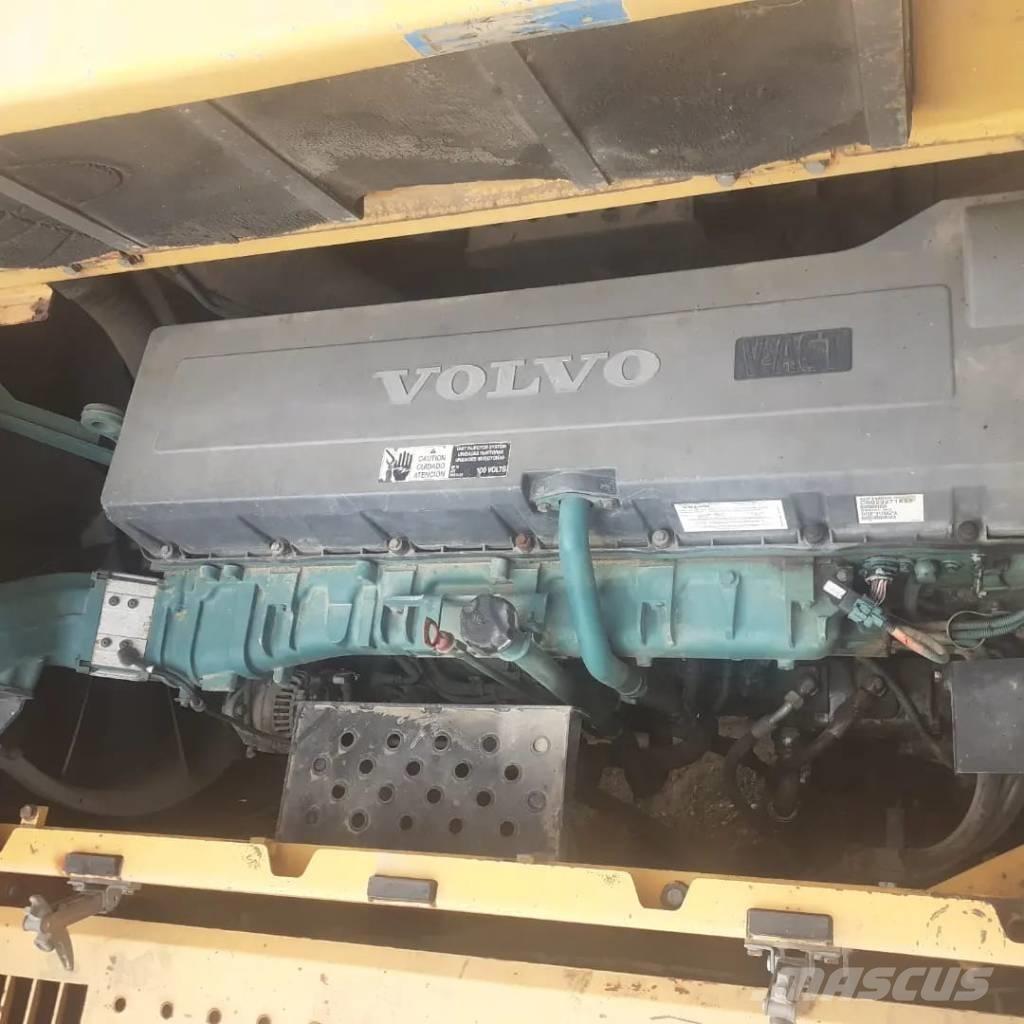 Volvo EC 700 B LC Гусеничні екскаватори