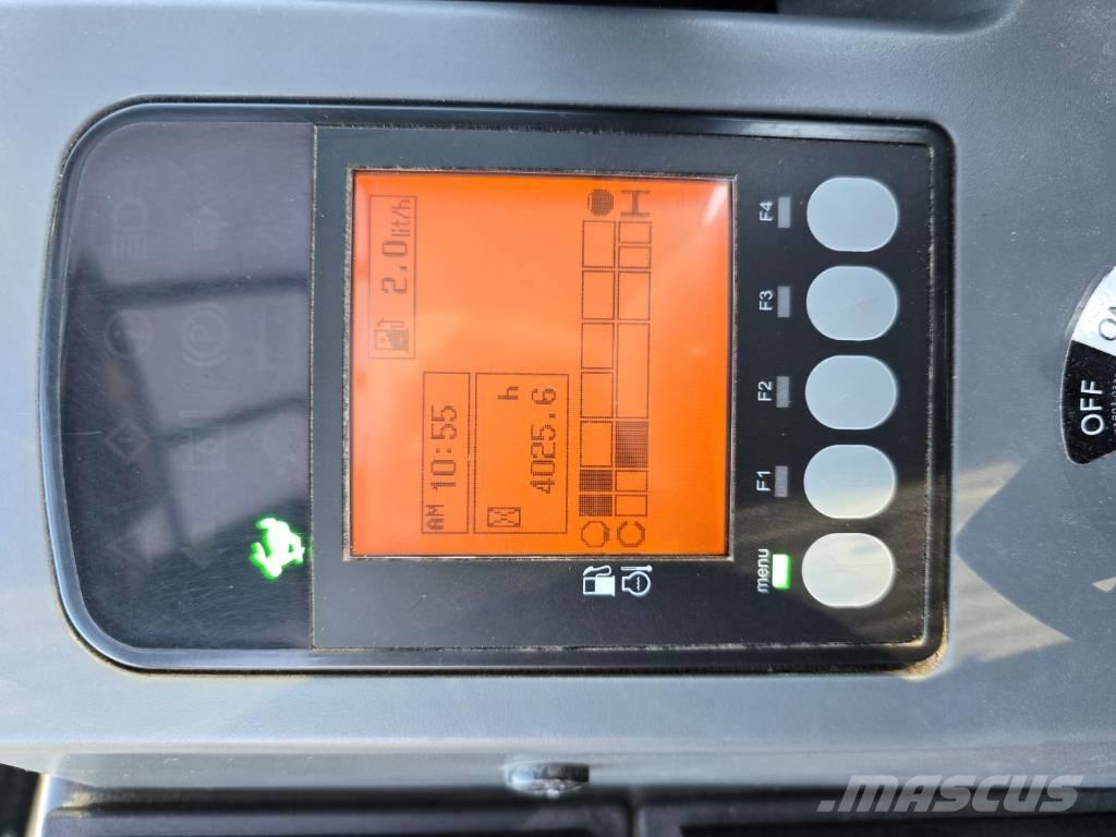 Yanmar SV 100 Середні екскаватори 7т. - 12т.