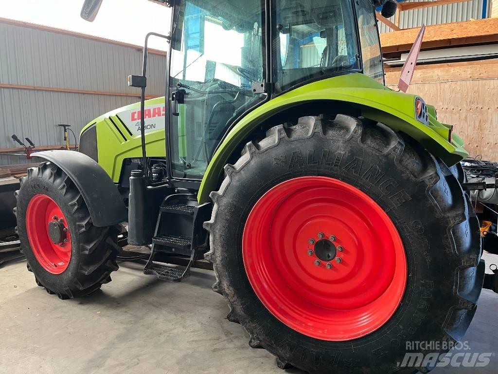 CLAAS Arion 410 CIS Трактори