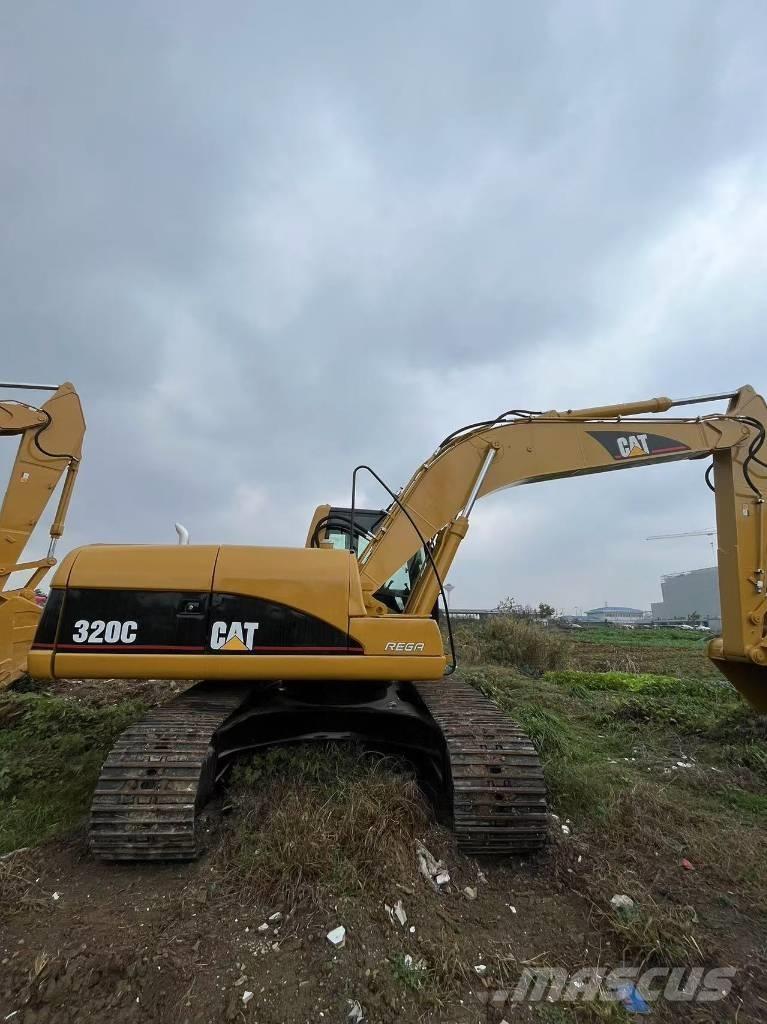 CAT 320 C Гусеничні екскаватори