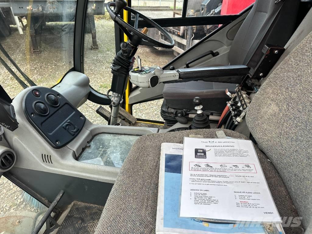 Johnston CN400 Підмітальні машини