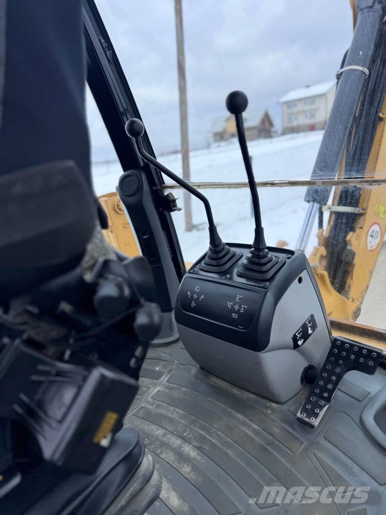 CAT 428 E Екскаватори-навантажувачі