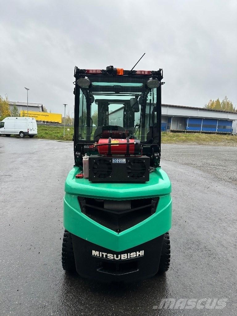 Mitsubishi FD 35 N Дизельні навантажувачі