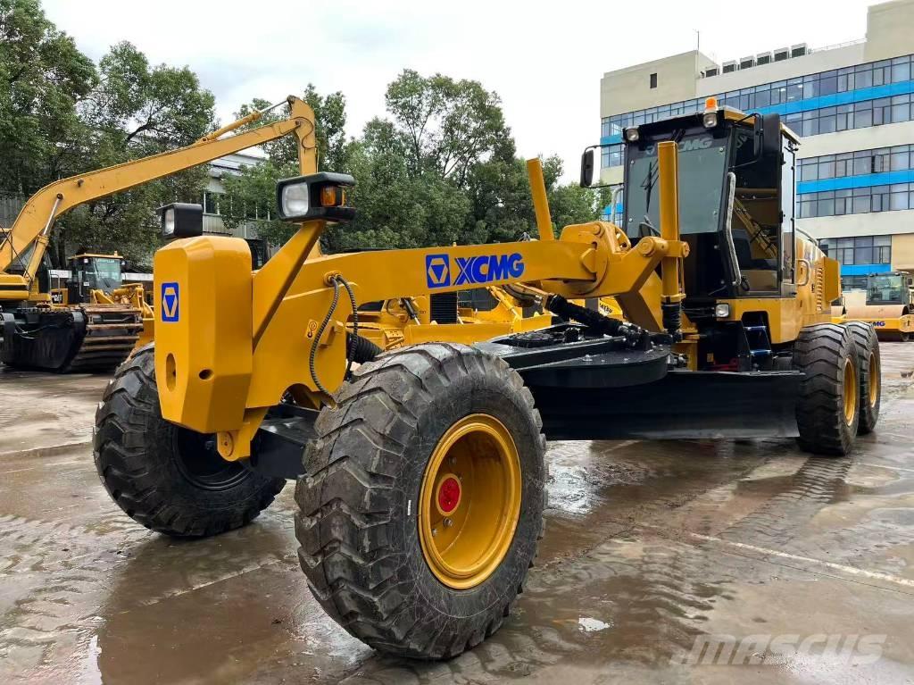 XCMG GR 1803 Грейдери