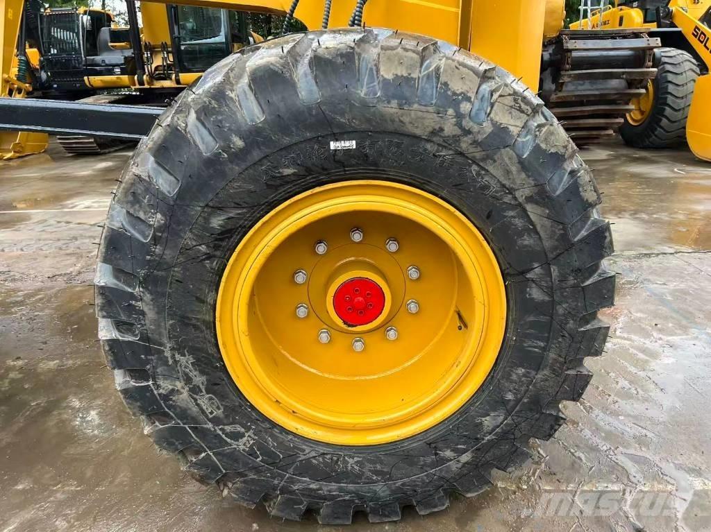 XCMG GR 1803 Грейдери