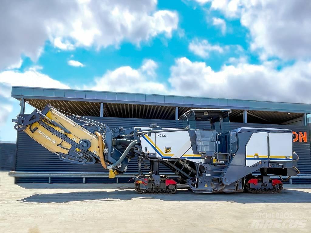 Wirtgen W 220 FI Холодні дорожні фрези