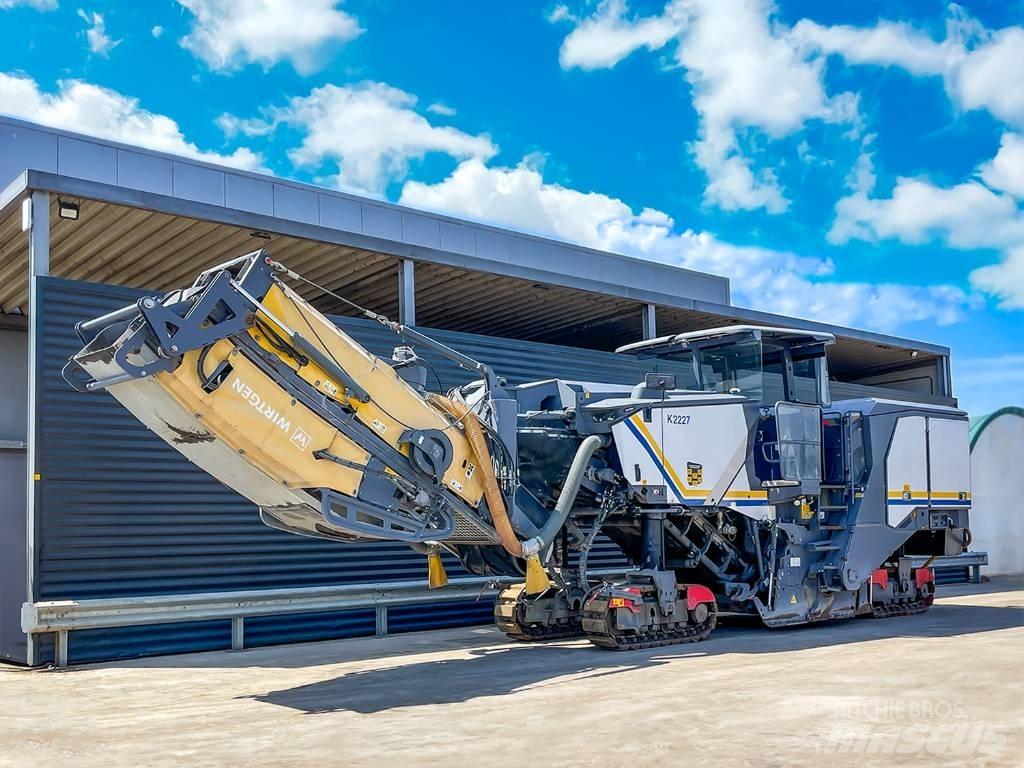 Wirtgen W 220 FI Холодні дорожні фрези