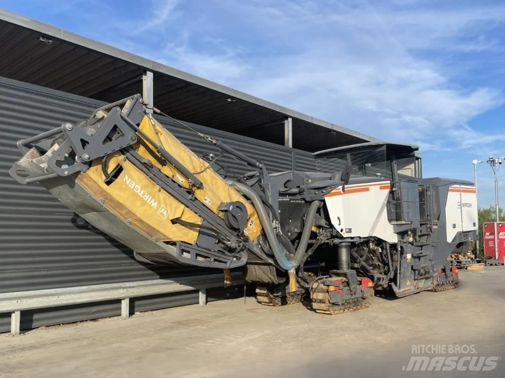 Wirtgen W 220 FI Холодні дорожні фрези