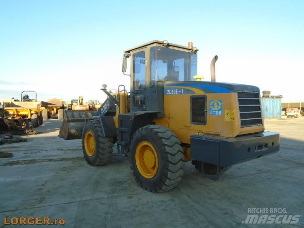 SEM ZL30E-1 Фронтальні навантажувачі