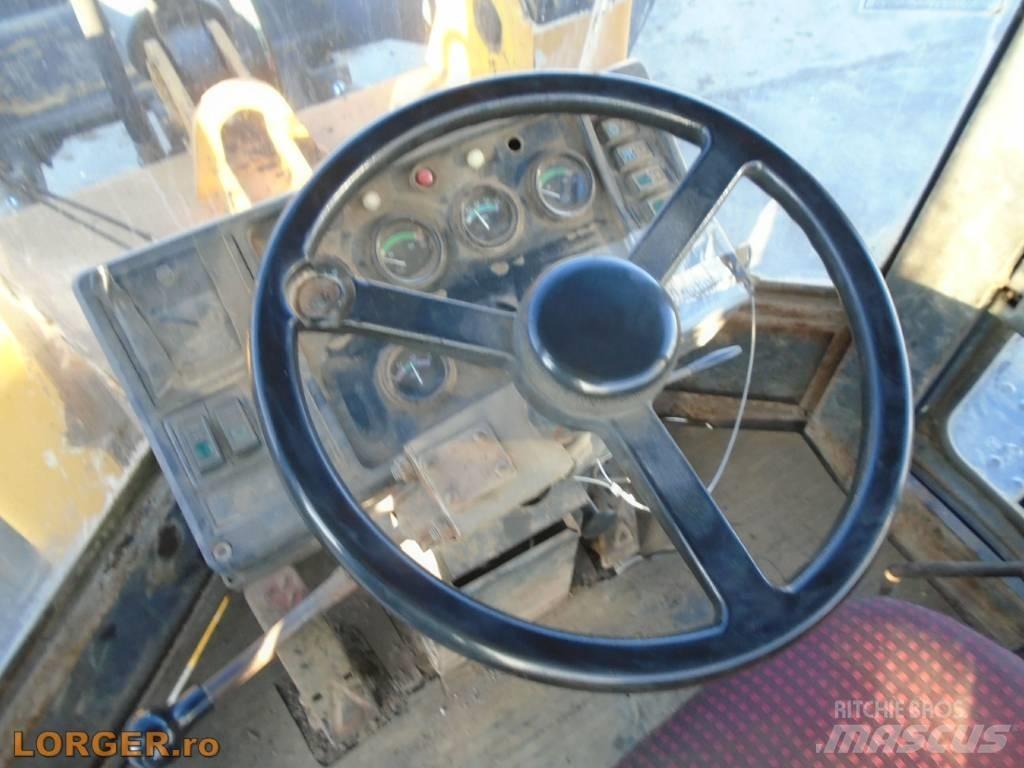 SEM ZL30E-1 Фронтальні навантажувачі