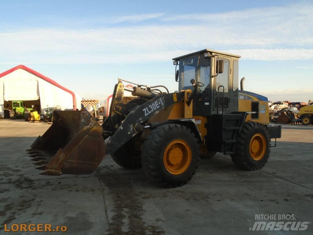 SEM ZL30E-1 Фронтальні навантажувачі
