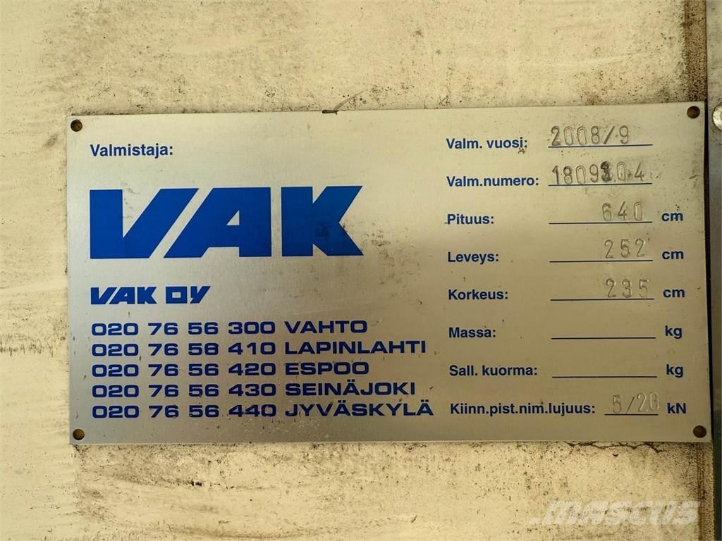 Volvo FL240 4x2 Фургони
