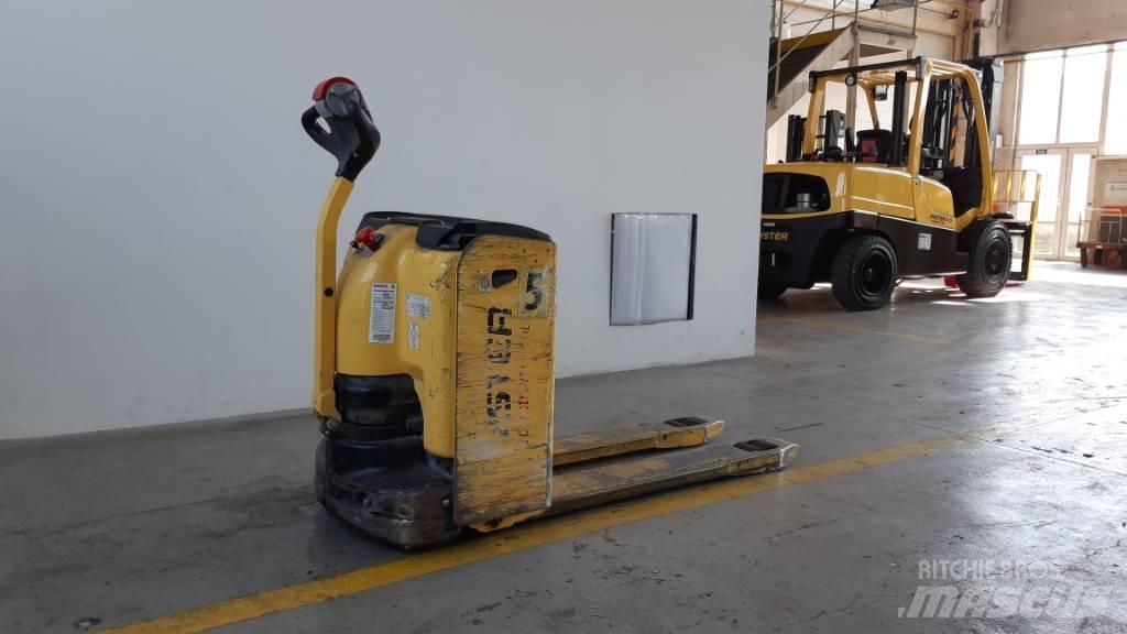Hyster P2.0L Штабелери