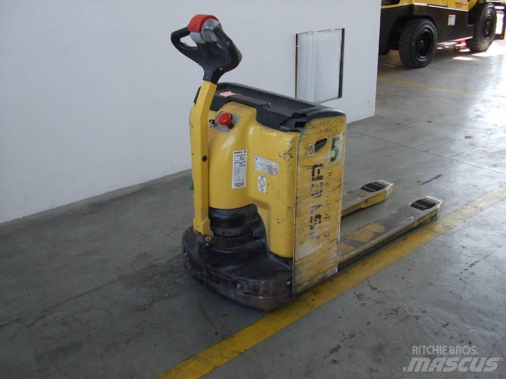 Hyster P2.0L Штабелери