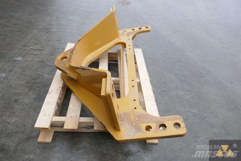 CAT 140M3 Drawbar Транспорт - Інші
