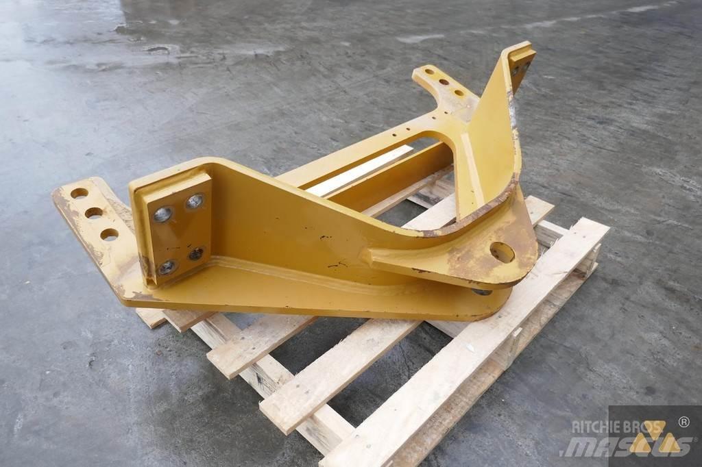 CAT 140M3 Drawbar Транспорт - Інші