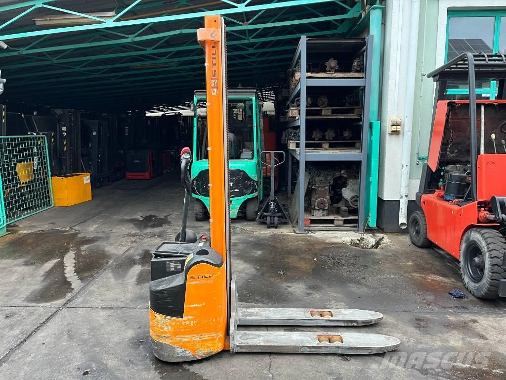 Still EGV12    V-4251 Самохідні електроштабелери