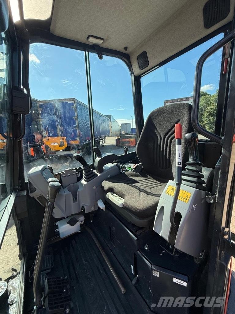 Kubota U 27-4 Міні-екскаватори < 7т