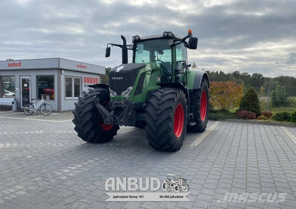 Fendt 826 Vario Трактори