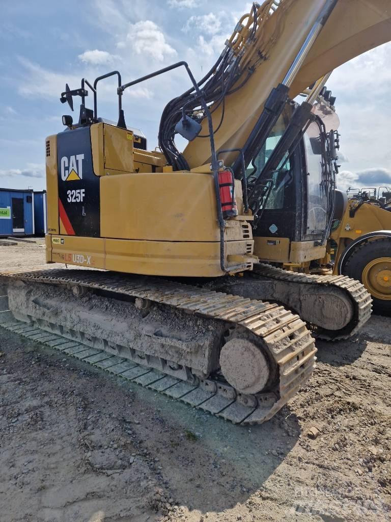 CAT 325 F Гусеничні екскаватори