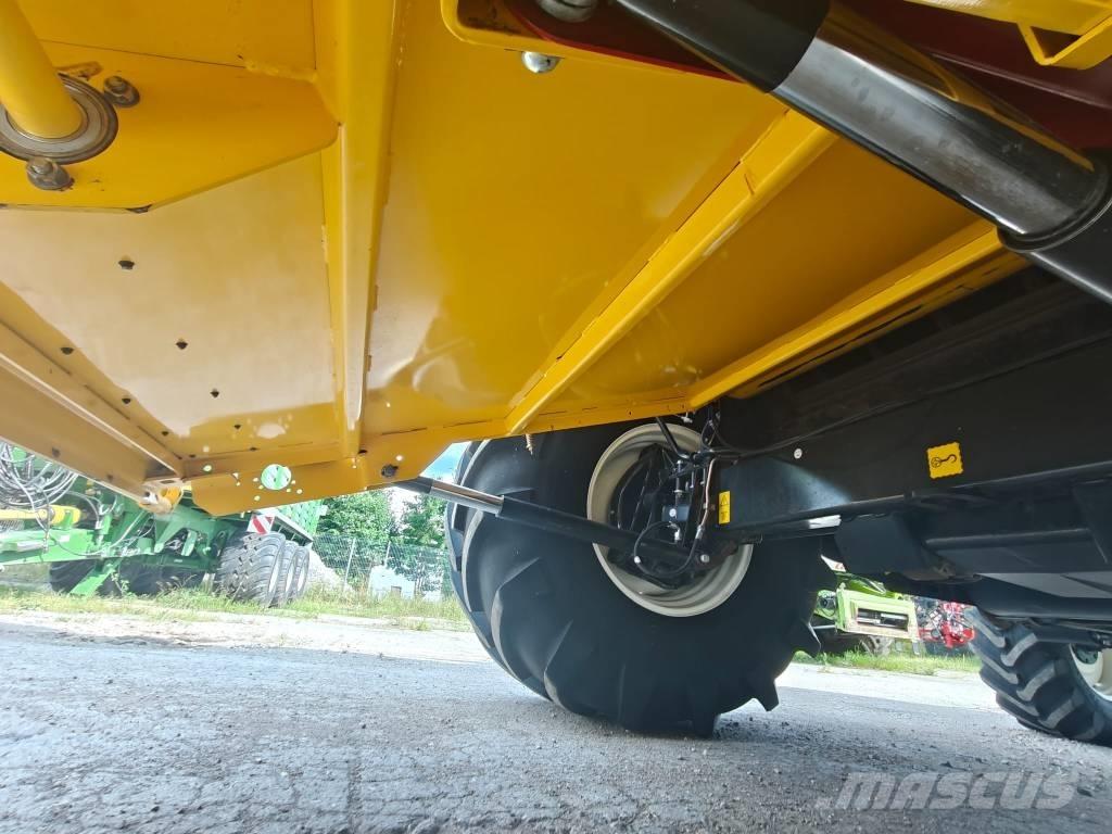 New Holland CX 6090 Зернозбиральні комбайни