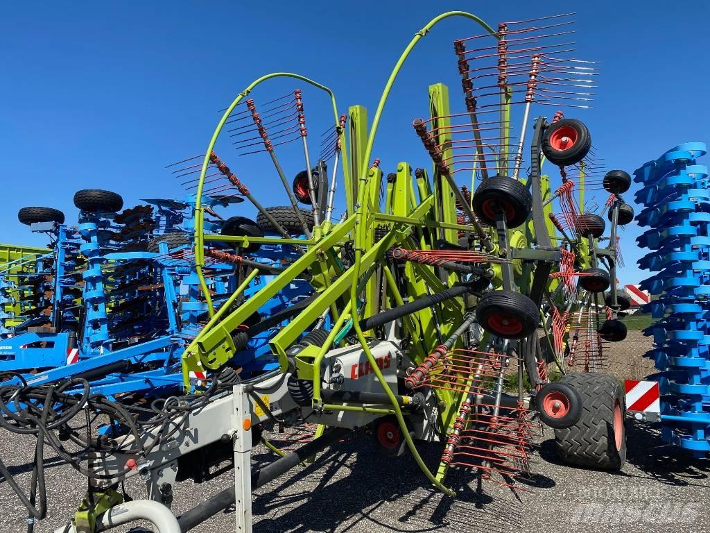 CLAAS Liner 4000 Граблі і сінозворушувачі