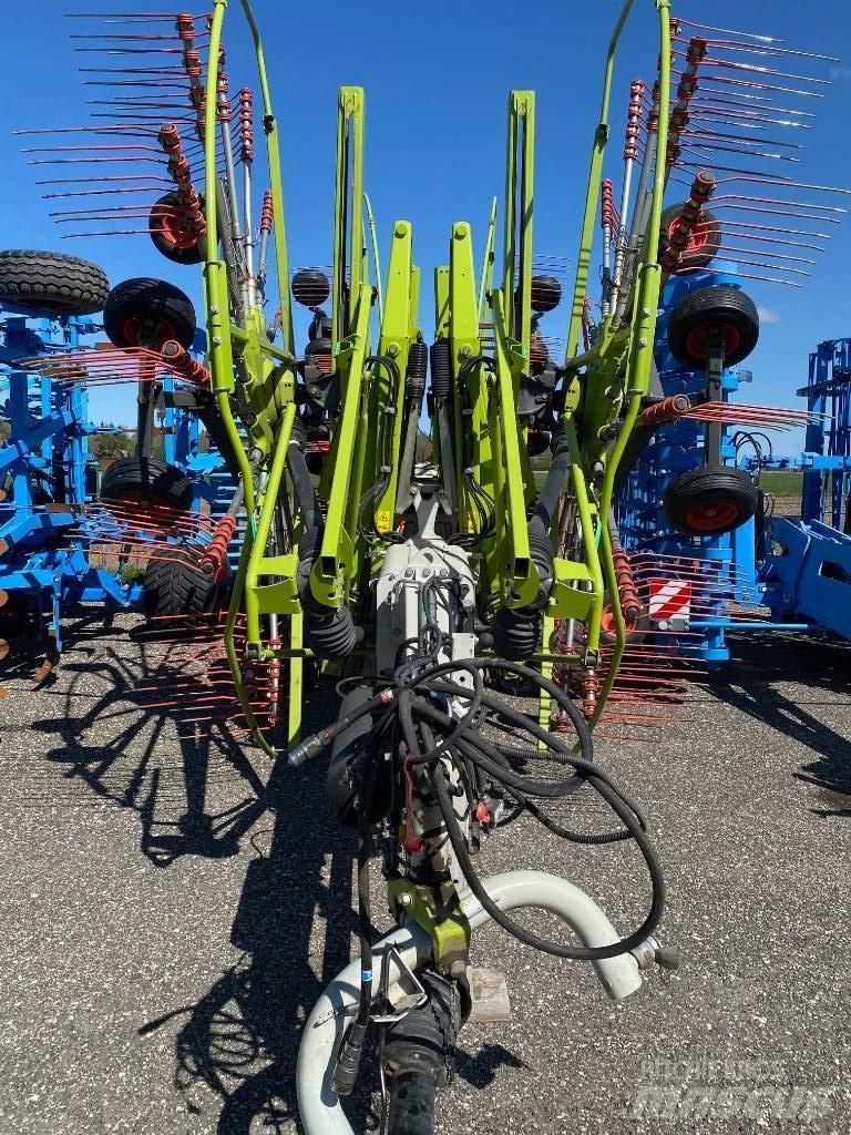 CLAAS Liner 4000 Граблі і сінозворушувачі