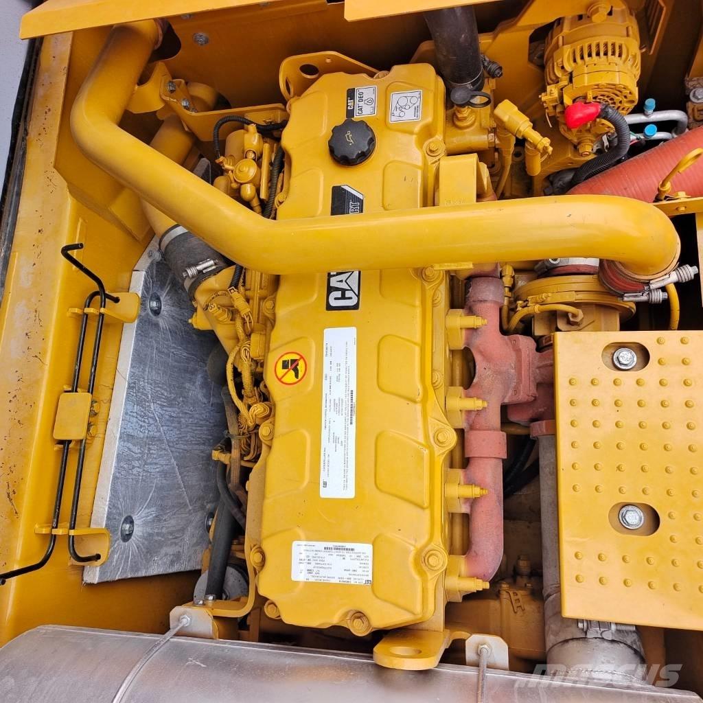 CAT 336 D2 Гусеничні екскаватори