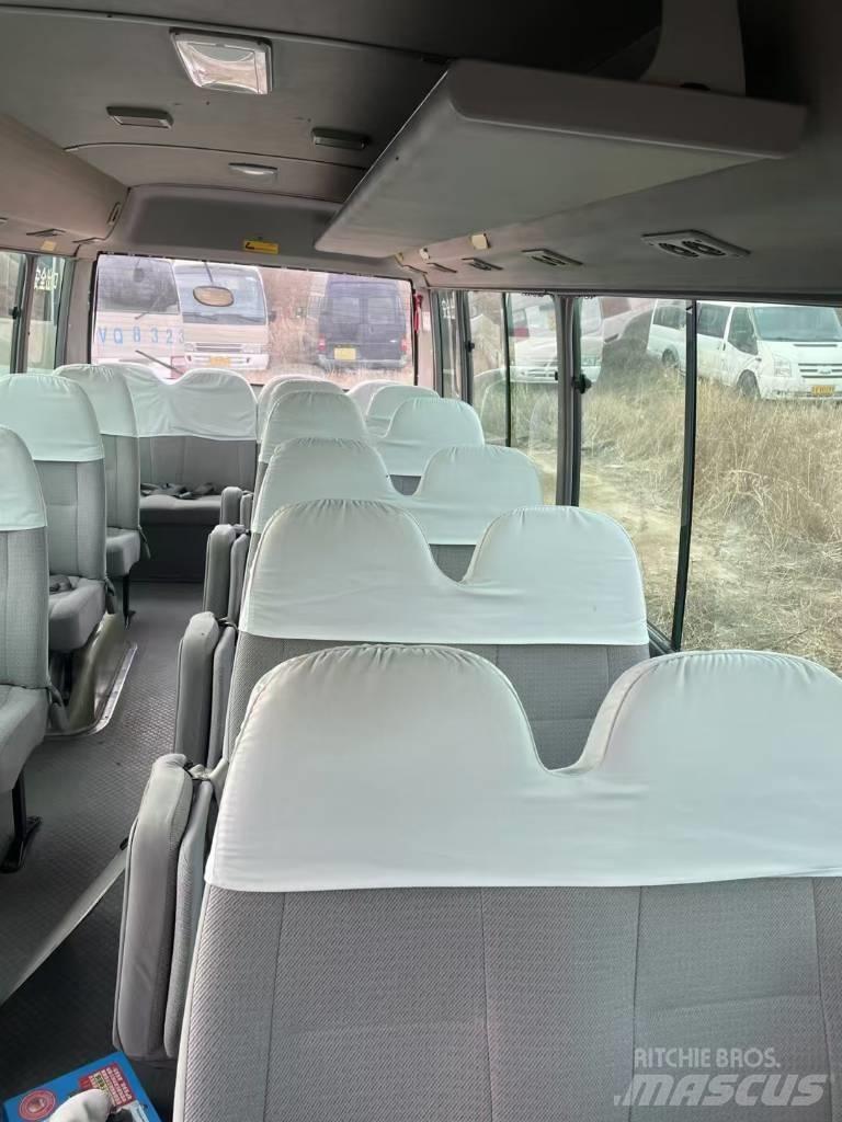Toyota Coaster Міжміські автобуси