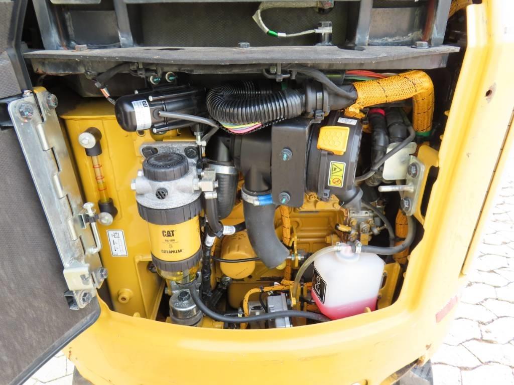 CAT 301.8 Міні-екскаватори < 7т
