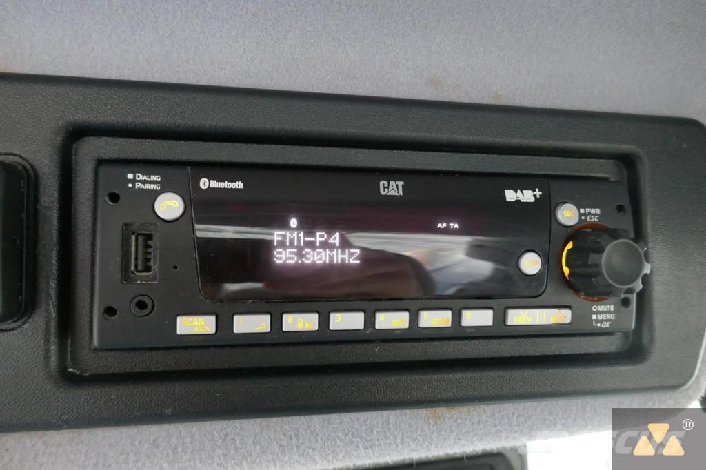 CAT 972M Фронтальні навантажувачі