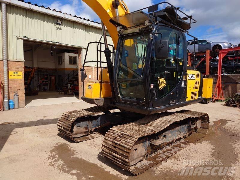 JCB JS130LC Plus+ Гусеничні екскаватори